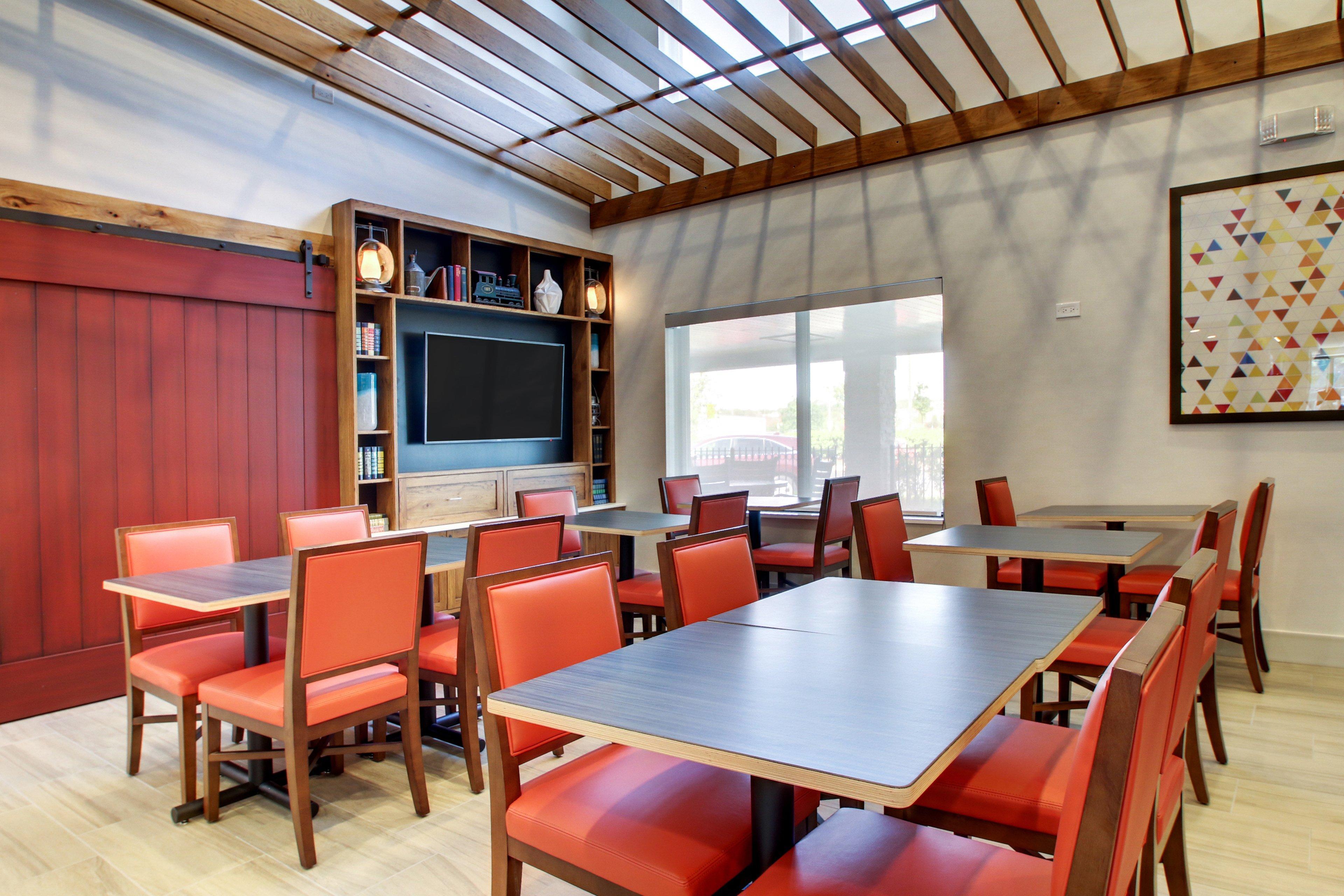 Holiday Inn Express & Suites Aurora - Naperville By Ihg Bagian luar foto